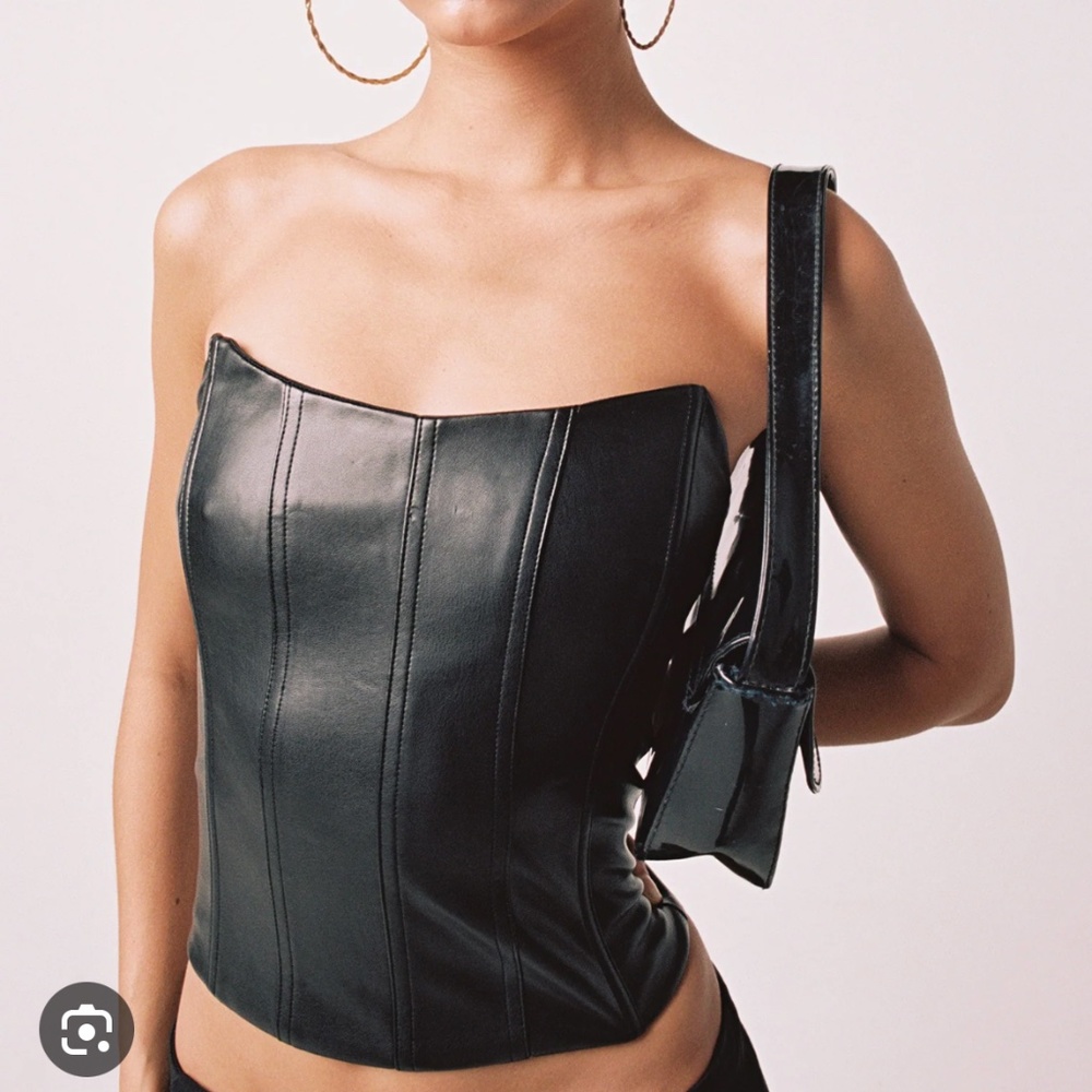 Tiger Mist Cayenne LongLine Top- Olive M